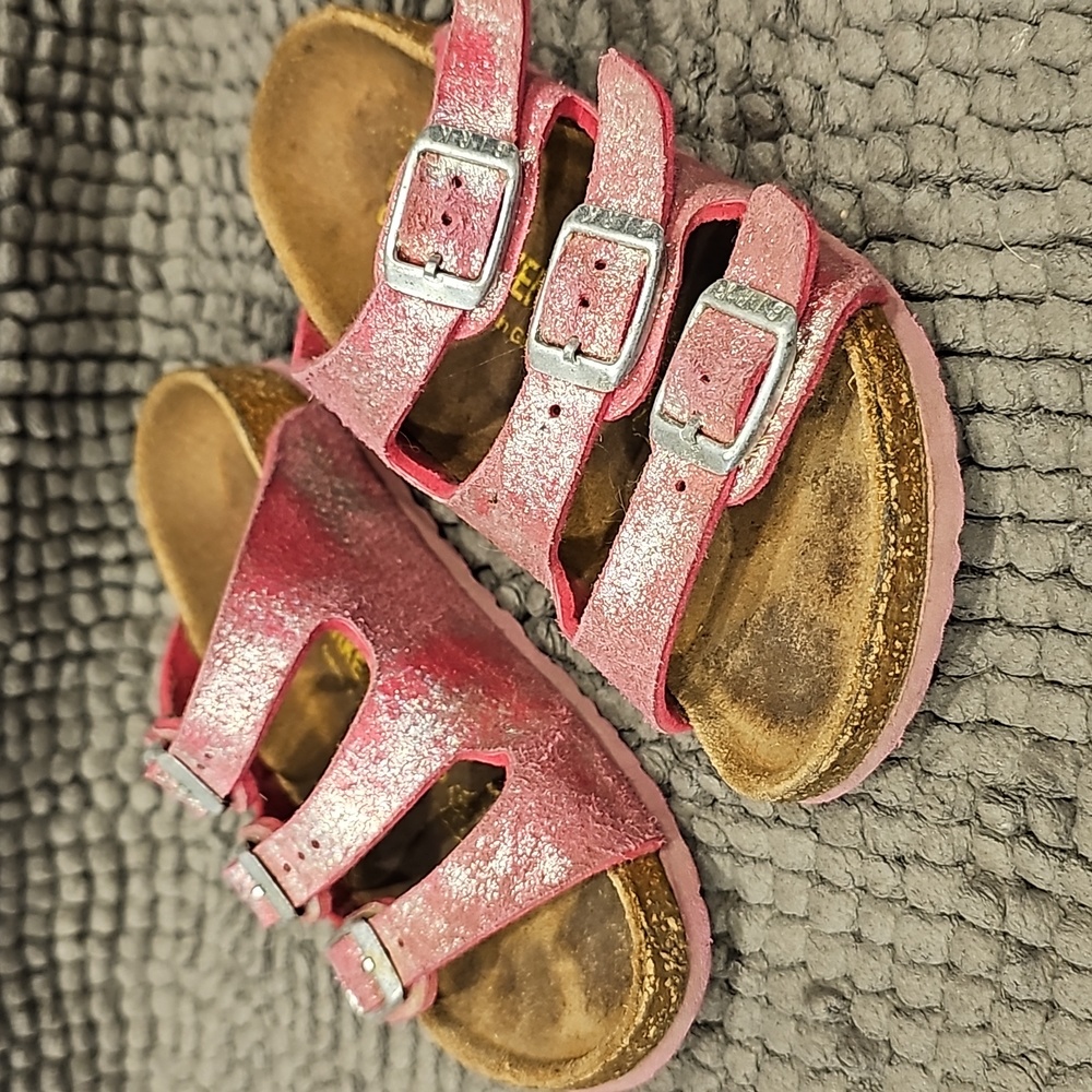 Girls birkenstock kid size 9